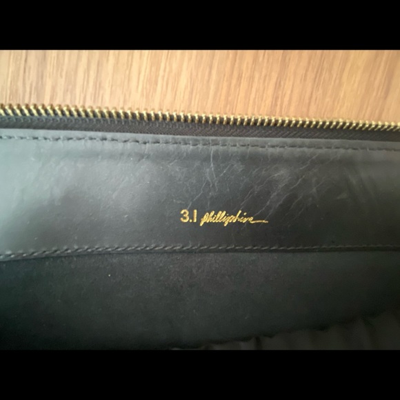 3.1 Philip Lim Patent Leather Clutch! Stylish! - Picture 4 of 10